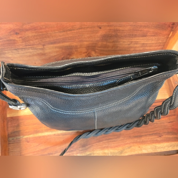 1993 BRIGHTON  Black PEBBLED LEATHER Shoulder Bag with Heart Charm - Picture 5 of 16